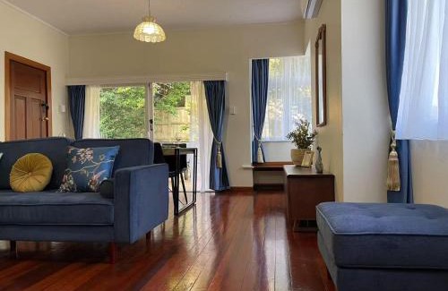 Hamilton Lake Villa | Classic 4 bedrooms house opposite Waikato Hospital