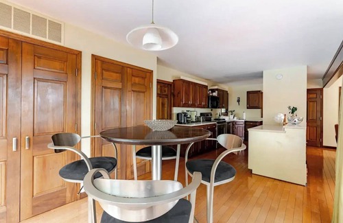 Town of Lloyd House | Classic Hudson Riverfront Home & Pool with Spectacular View