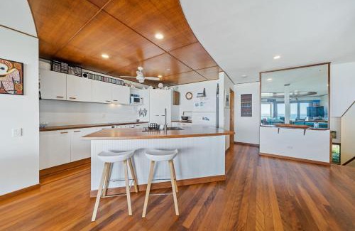 Point Lookout Apartment | Claytons 10 by Discover Stradbroke