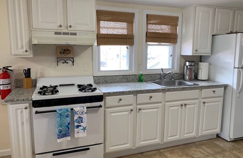 Seaside Heights Condo | Clean/cozy, 2 BLK to beach, central air/huge terrace, parking+4 badges+grill