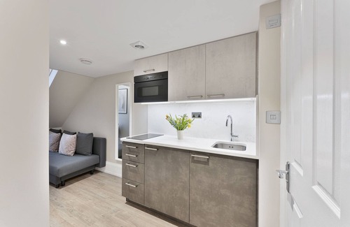 Earl's Court Apartment | Cleveland Residences Kensington