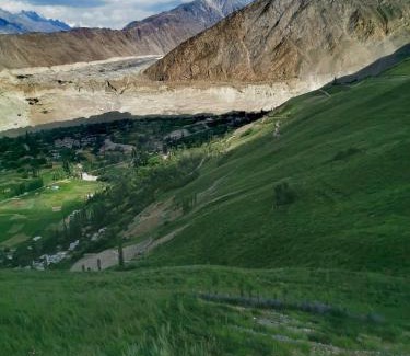 Hunza Apartment | CliffHaven Cottage