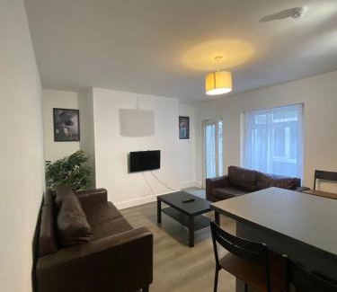 Kemptown Apartment | Close to beach apartment