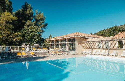 Greoux-les-Bains Resort | Club Vacances Bleues Domaine de Château Laval