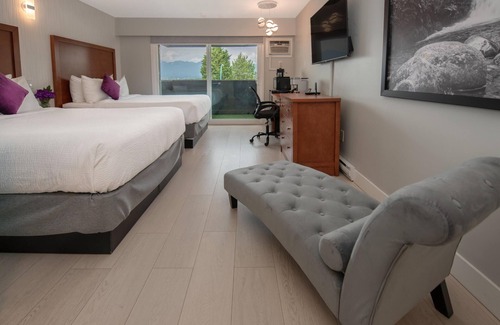 East Side Hotel | Coast Metro Vancouver Hotel