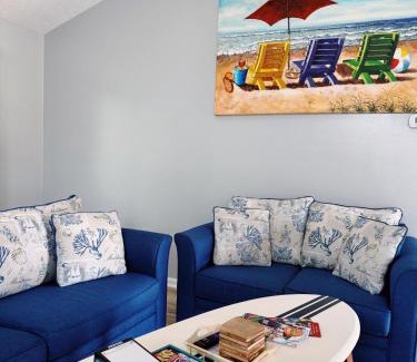 Socastee House | Coastal Oasis: Pool & Beach!