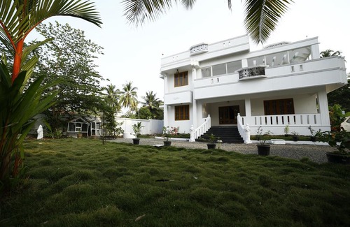 Kumbalam Hotel | Cochin Cove Homestay