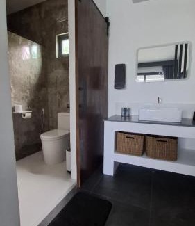 Basdiot Hotel | Coco del Rey