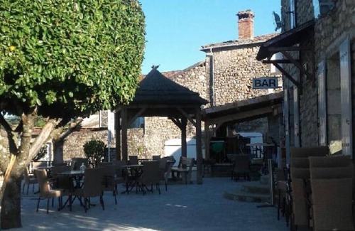 Casteljau House | Coin de Nature en Ardèche sud Dans un Camping à Taille Humaine
