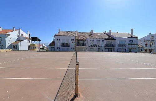 Sao Martinho do Porto Apartment | 'Collasão' - Stunning Duplex with Pool & Sea Views