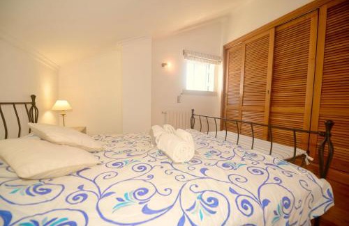 Sao Martinho do Porto Apartment | 'Collasão' - Stunning Duplex with Pool & Sea Views