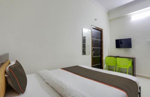 Hyderabad Hotel | Collection O SVS Grand Guest House