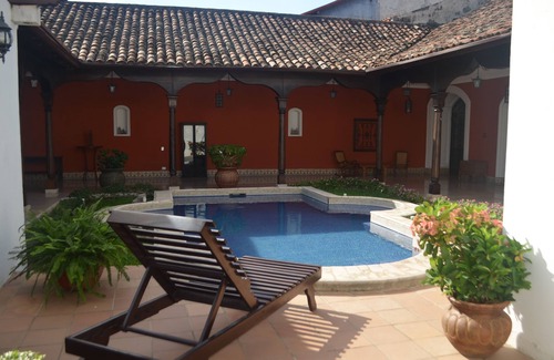 Granada House | 'Colonial House'