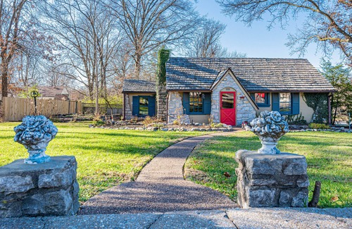 Columbia House | Columbia's Most Beloved Home! Less than one mile from downtown and Faurot Field