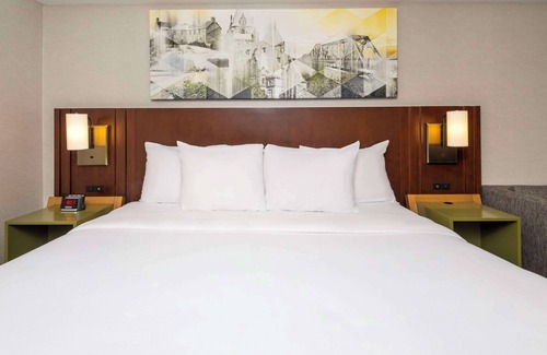 Brossard Hotel | Comfort Inn Brossard