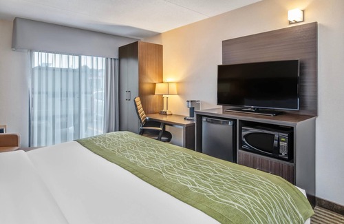 Chatham-Kent Hotel | Comfort Inn Chatham