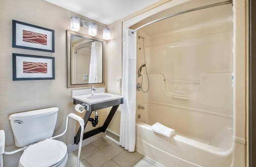 Chatham-Kent Hotel | Comfort Inn Chatham