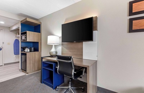 Herndon Hotel | Comfort Inn Herndon - Reston