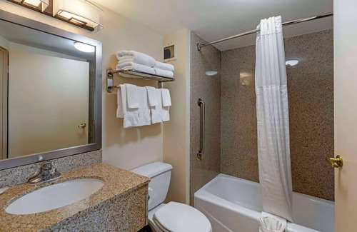 Town Center Hotel | Comfort Inn Kennesaw