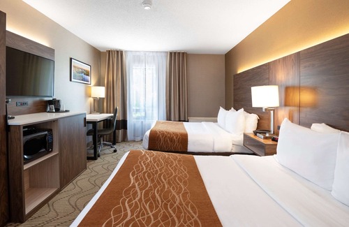 North Bay Hotel | Comfort Inn Lakeshore