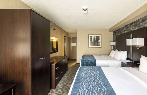 Pointe Claire Hotel | Comfort Inn Montréal Aéroport