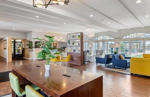 East Bloomington Hotel | Comfort Inn MSP Airport - Mall of America