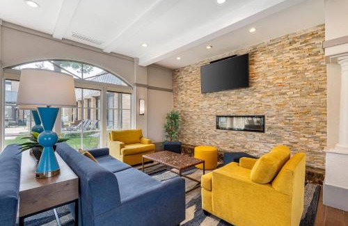 East Bloomington Hotel | Comfort Inn MSP Airport - Mall of America