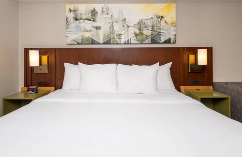 Cummings Hotel | Comfort Inn Ottawa East