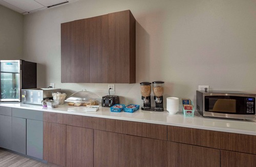 Chester Hotel | Comfort Inn Philadelphia International Airport West