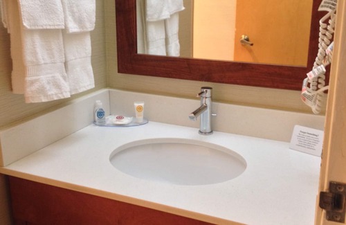 East Haven  Rutland County Hotel | Comfort Inn Rutland - Killington