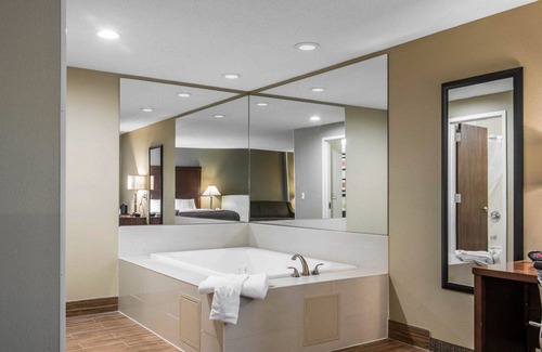 Saugerties Hotel | Comfort Inn Saugerties