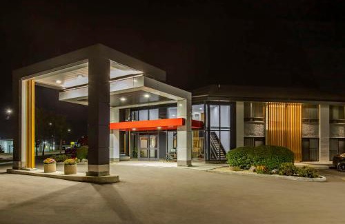 Brossard Hotel | Comfort Inn South