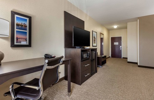North Little Rock Hotel | Comfort Inn & Suites North Little Rock McCain Mall