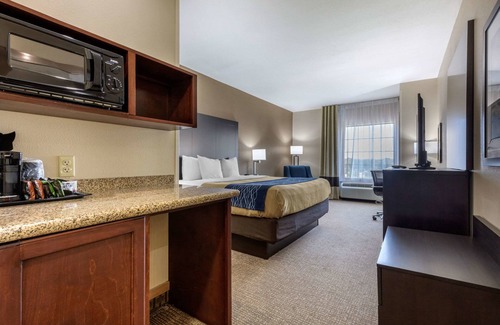 North Little Rock Hotel | Comfort Inn & Suites North Little Rock McCain Mall