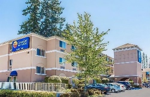 Canyon Park Hotel | Comfort Inn & Suites Bothell - Seattle North