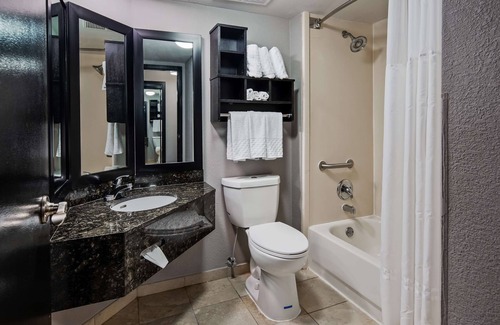 Carrollton Hotel | Comfort Inn & Suites Carrollton