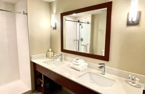 Harrisonburg Hotel | Comfort Inn & Suites Harrisonburg