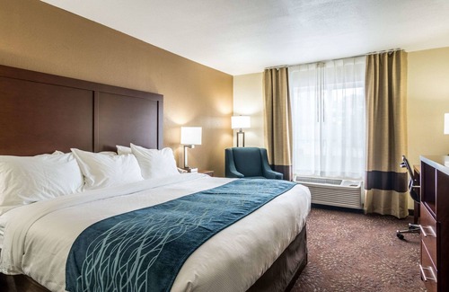 Hannibal Hotel | Comfort Inn & Suites - Hannibal