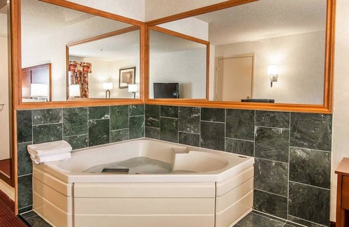 Altamont Hotel | Comfort Inn & Suites Klamath Falls