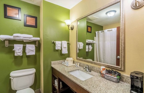 Panama City Hotel | Comfort Inn & Suites Panama City North
