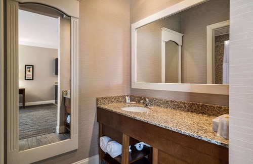Plattsburgh Hotel | Comfort Inn & Suites Plattsburgh - Morrisonville