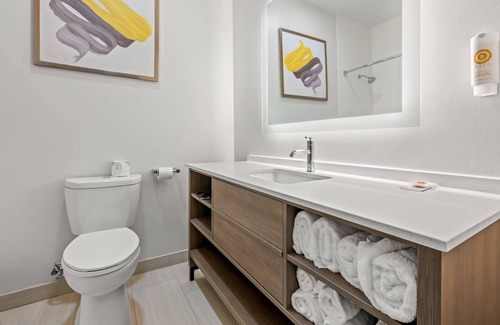 Decatur Hotel | Comfort Inn & Suites River City Decatur