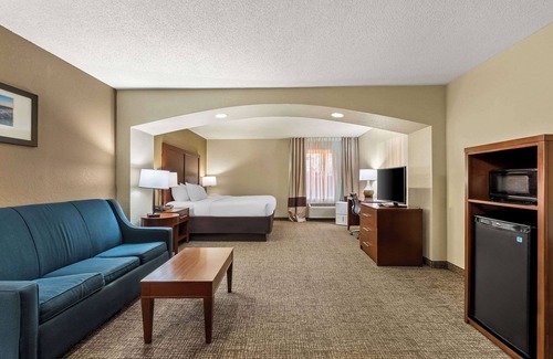 Panama City Hotel | Comfort Inn & Suites