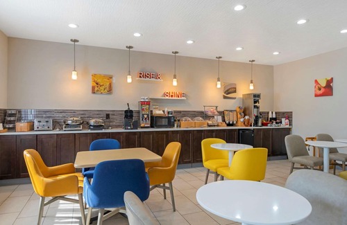 Zanesville Hotel | Comfort Inn & Suites Zanesville City Center