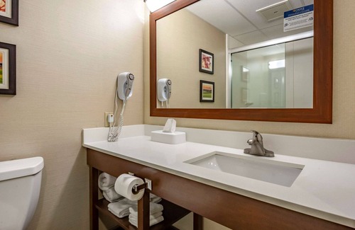 Millersburg Hotel | Comfort Inn