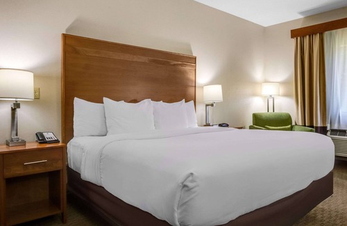 Millersburg Hotel | Comfort Inn