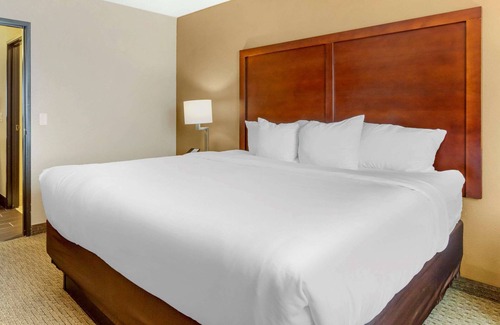 Sault Ste. Marie Hotel | Comfort Inn