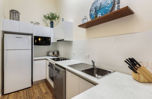 Blacks Beach Hotel | Comfort Resort Blue Pacific