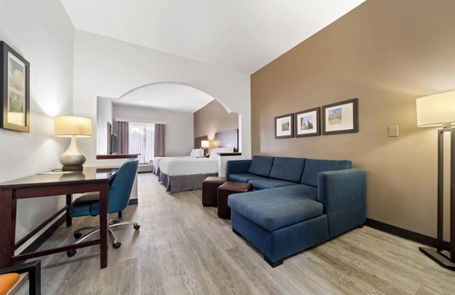 Milledgeville Hotel | Comfort Suites Milledgeville