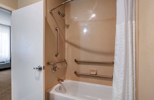 Tillmans Corner Hotel | Comfort Suites Mobile
